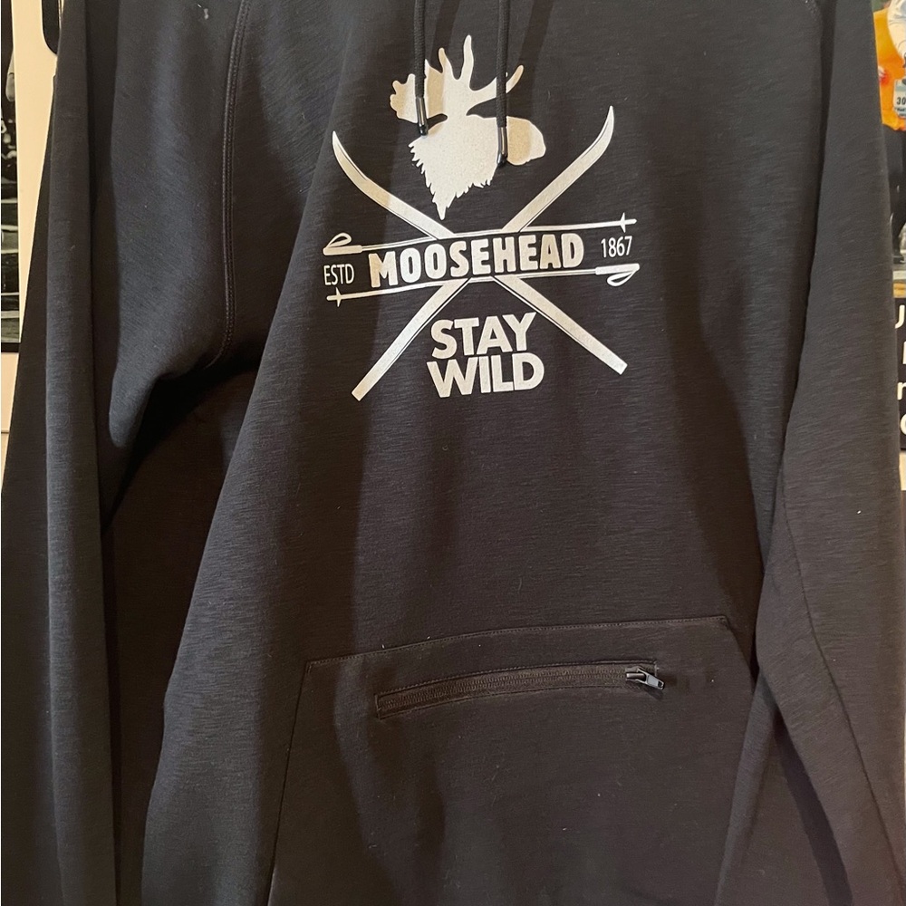 Moosehead, hoodie size large